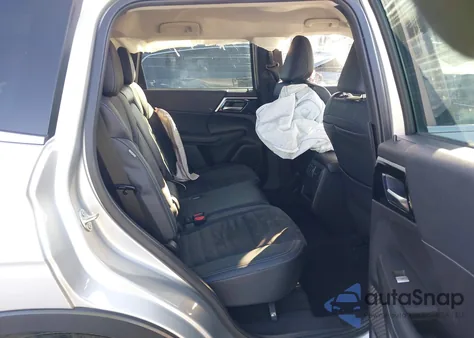 2023 Mitsubishi Outlander Se 2.5 2Wd/Se Black Edition 2Wd/Se Special Edition 2Wd from USA, damaged, VIN JA4J3UA89PZ020089